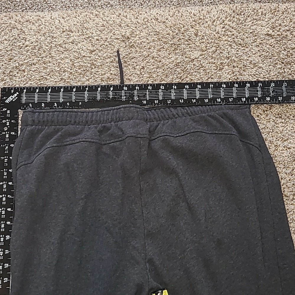 Puma Men's Charcoal Joggers - Picture 7 of 7